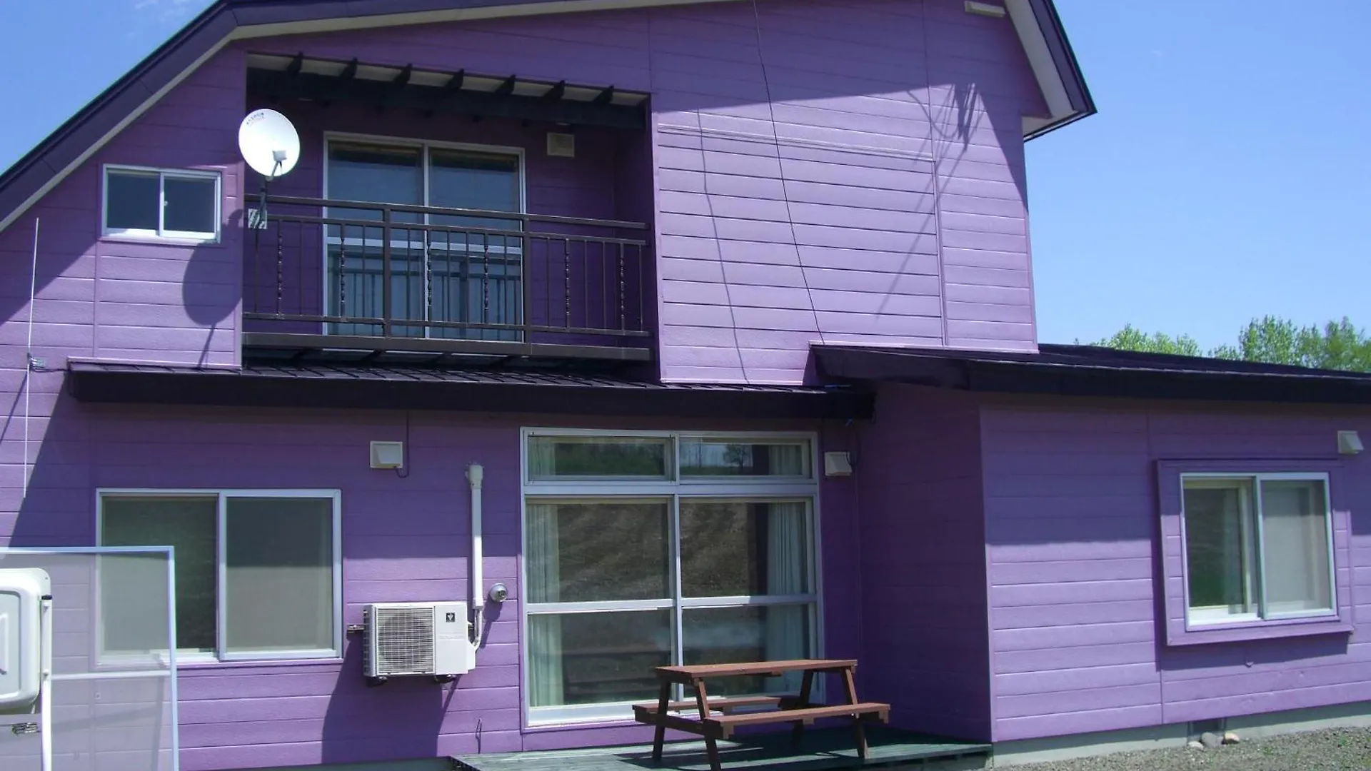 Cottage Clover Biei Japan
